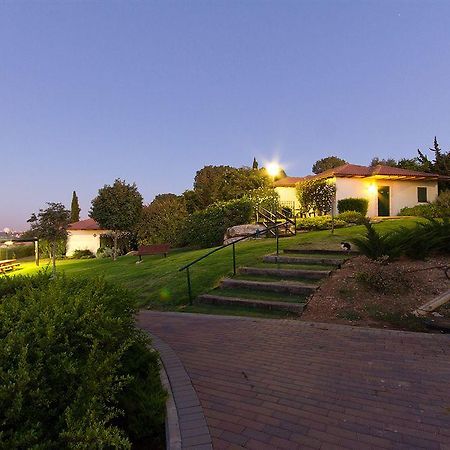 Shoresh Green Hills Family Suites Hotel Εξωτερικό φωτογραφία