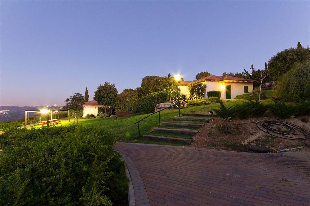 Shoresh Green Hills Family Suites Hotel Εξωτερικό φωτογραφία