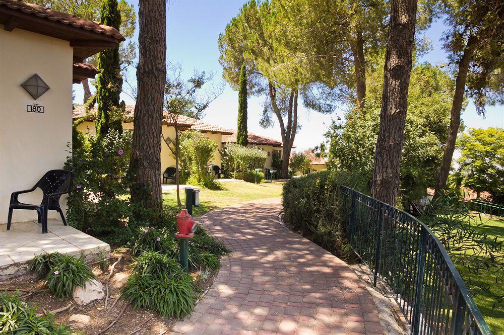 Shoresh Green Hills Family Suites Hotel Εξωτερικό φωτογραφία