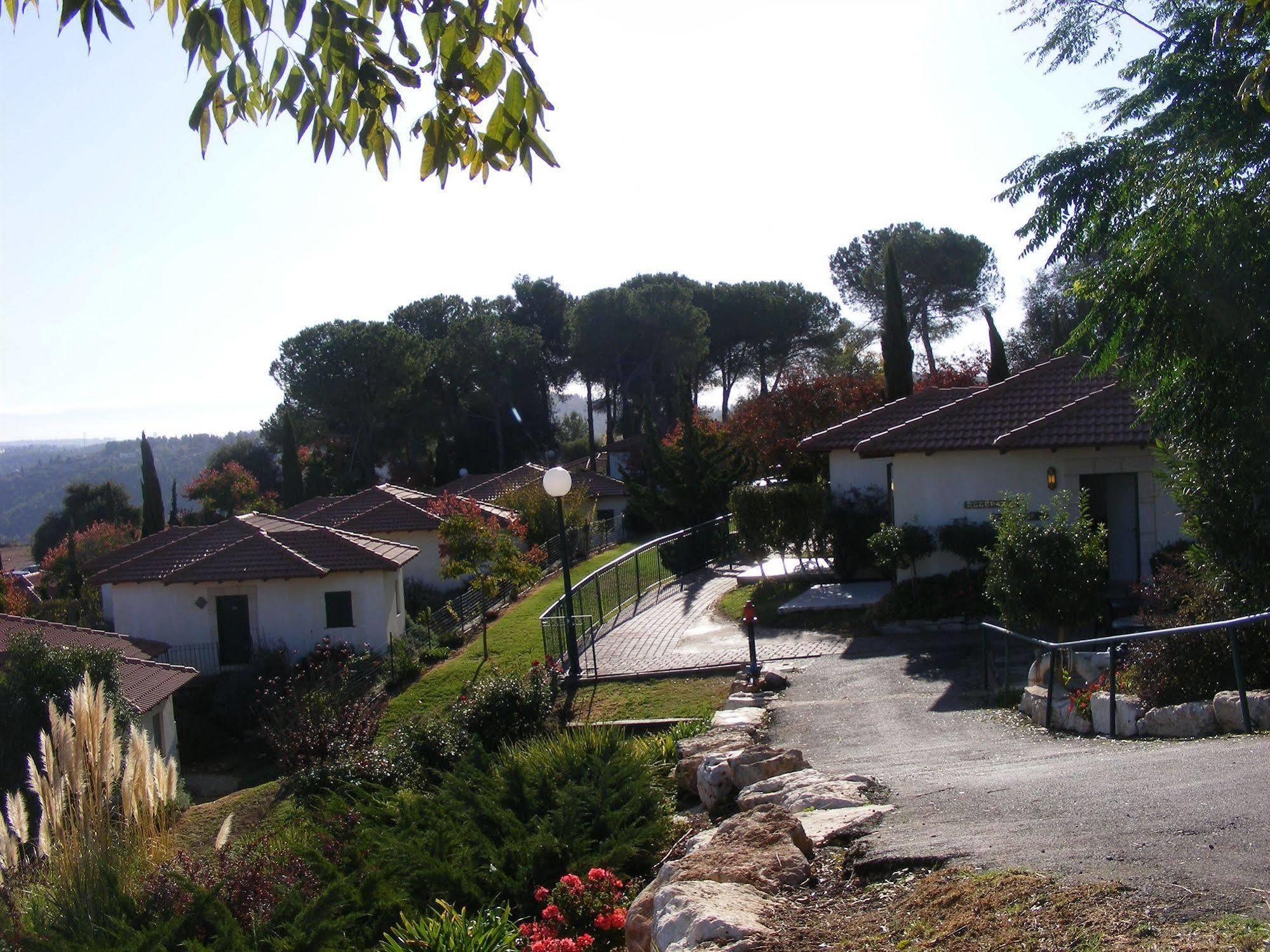 Shoresh Green Hills Family Suites Hotel Εξωτερικό φωτογραφία