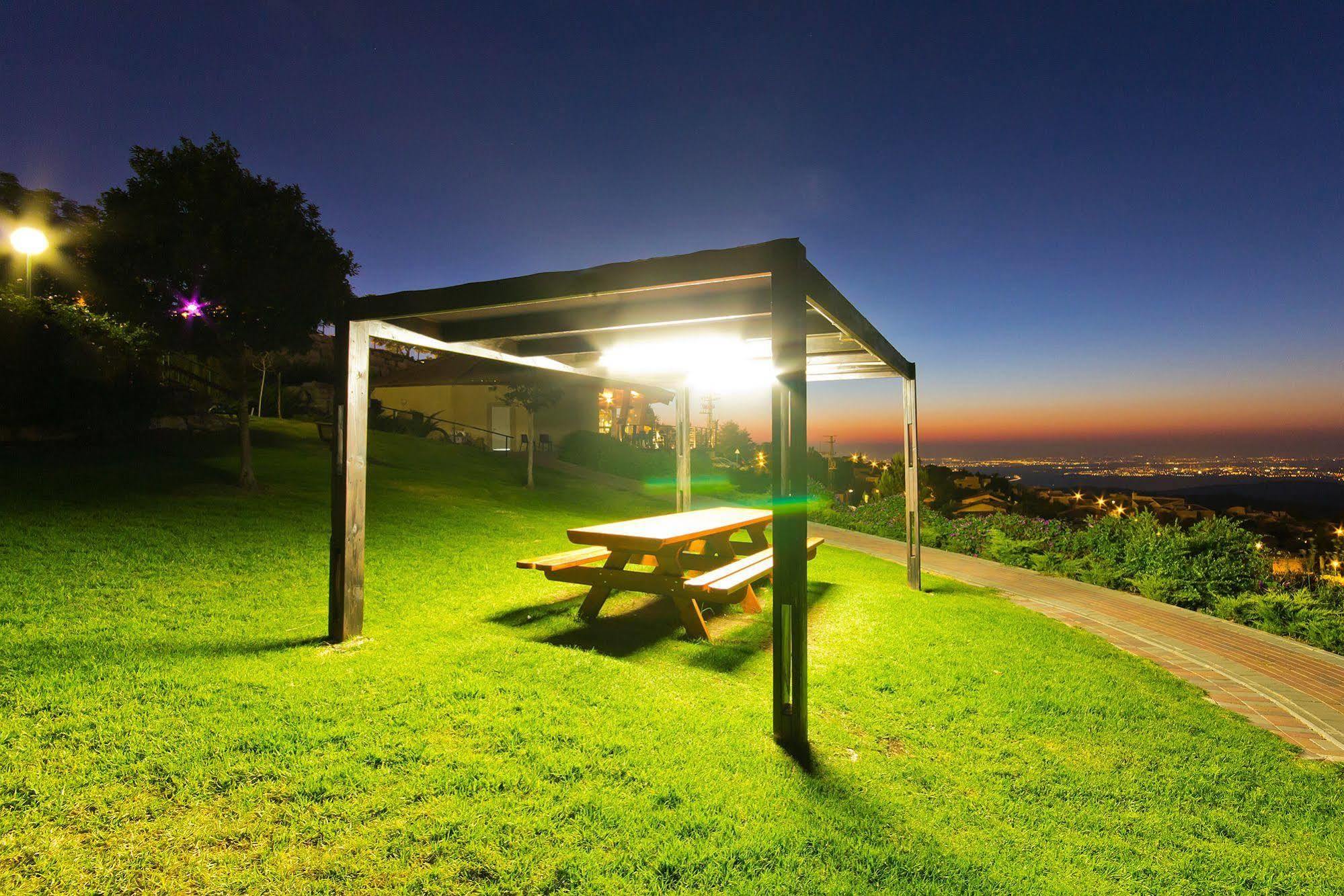Shoresh Green Hills Family Suites Hotel Εξωτερικό φωτογραφία