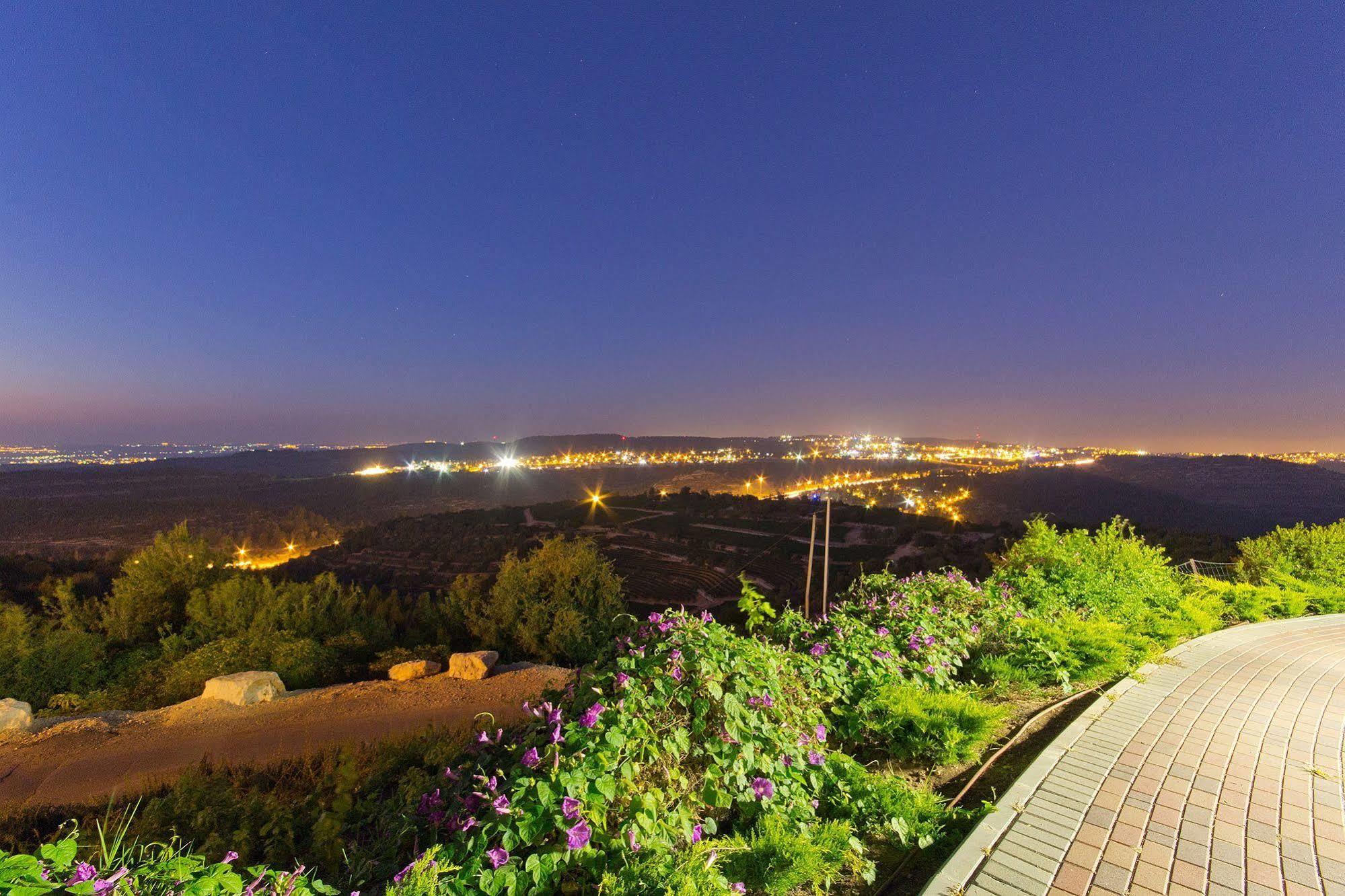 Shoresh Green Hills Family Suites Hotel Εξωτερικό φωτογραφία