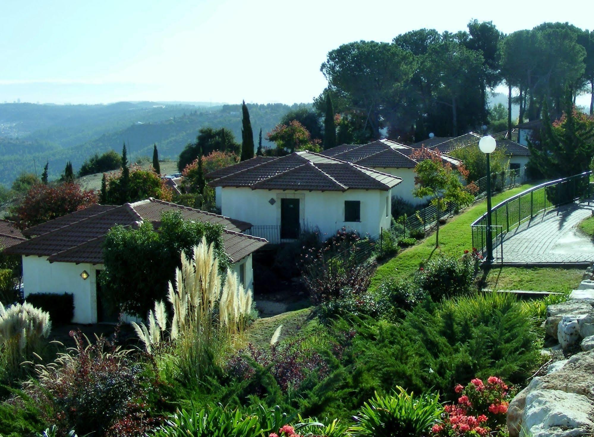 Shoresh Green Hills Family Suites Hotel Εξωτερικό φωτογραφία